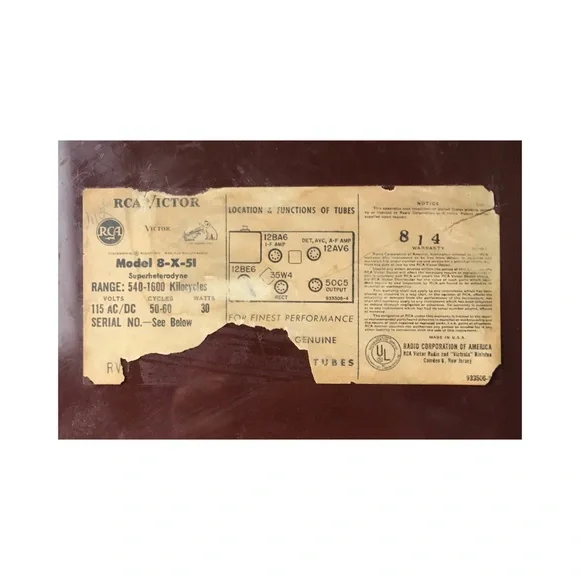 Vintage Brown and Gold Retro Radio - Picture 5 of 8